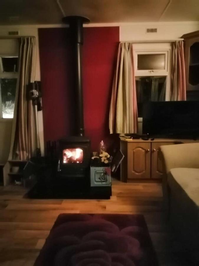 Midden Manor Country Stay On A Working Dairy Farm Ballymena Exterior foto